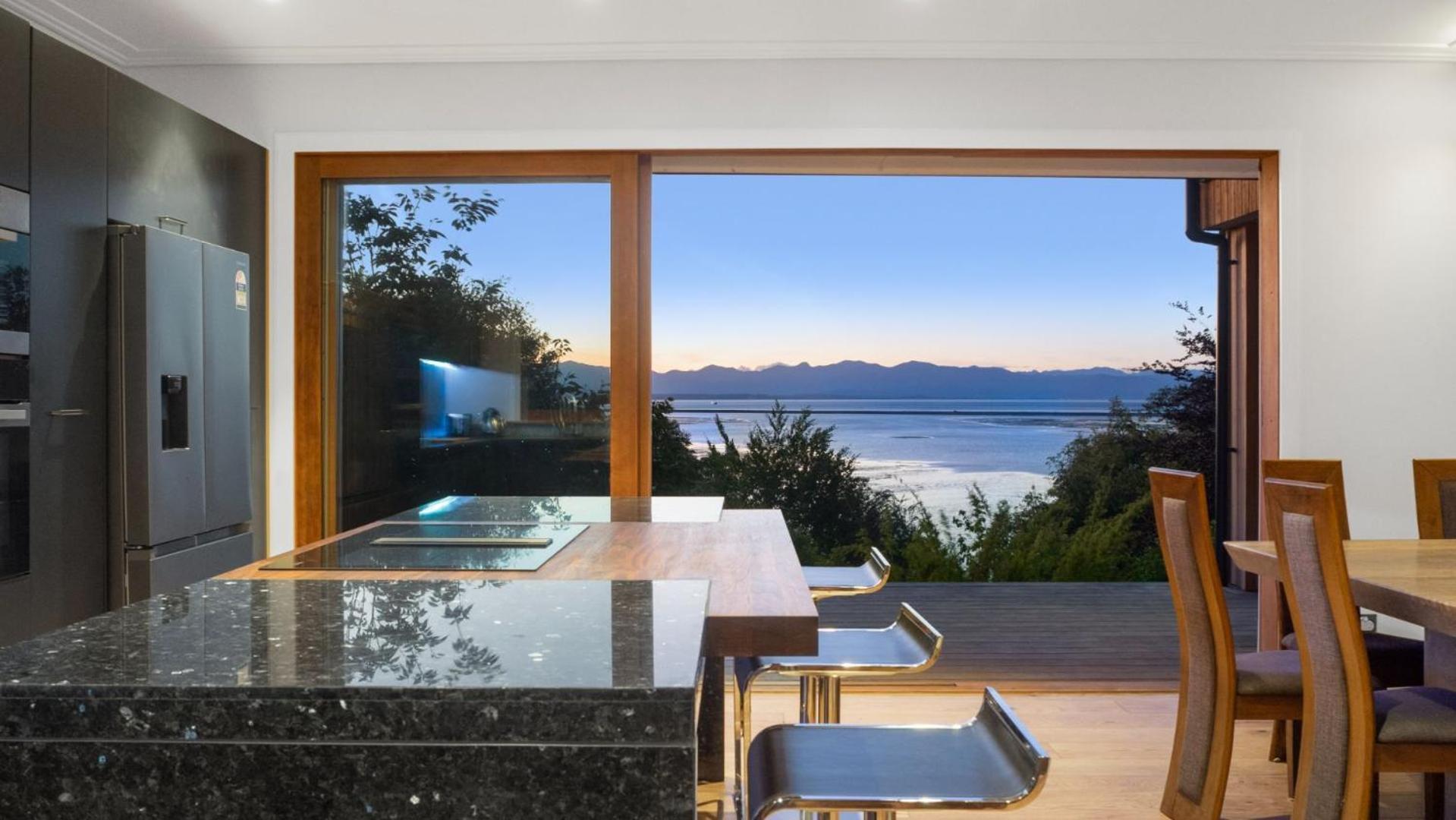 Sunset Haven In Nelson Villa Exterior foto